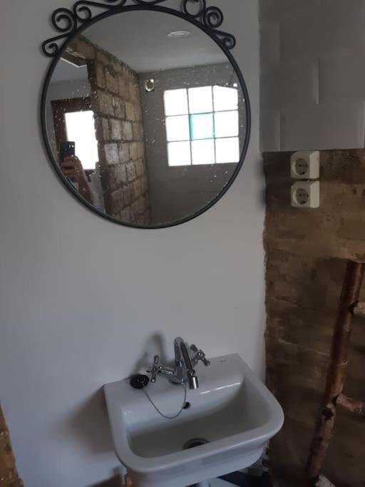 Precioso Apartamento Con A/A En Ruzafa Con Terracita Privada Y Acceso A Un Jardin, Para 2-3 Personas Валенсия Екстериор снимка