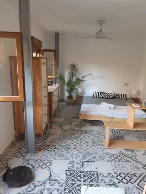 Precioso Apartamento Con A/A En Ruzafa Con Terracita Privada Y Acceso A Un Jardin, Para 2-3 Personas Валенсия Екстериор снимка